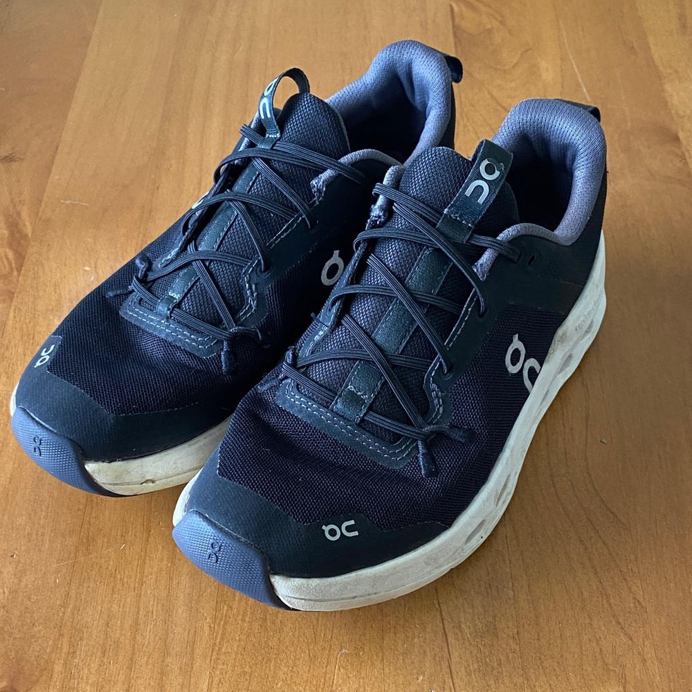 On Cloud Leap kids stretch laces size 4